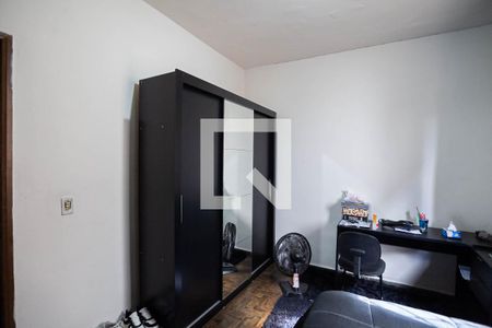 Casa à venda com 360m², 3 quartos e 2 vagasQuarto 2