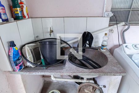 Casa à venda com 360m², 3 quartos e 2 vagasÁrea de serviço 2