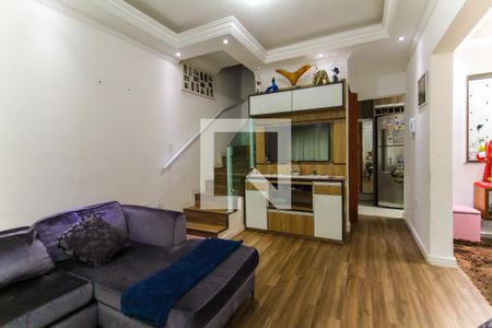 Sala de casa de condomínio à venda com 3 quartos, 115m² em Itaquera, São Paulo