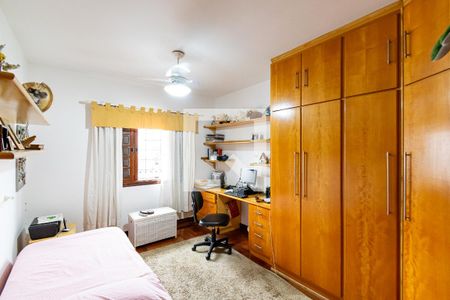 Casa à venda com 289m², 4 quartos e 3 vagas Casa à venda com 289m², 4 quartos e 3 vagasQuarto 2