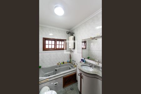 Casa à venda com 289m², 4 quartos e 3 vagas Casa à venda com 289m², 4 quartos e 3 vagasBanheiro da Suíte