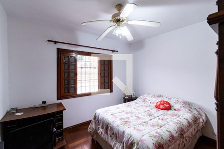 Casa à venda com 289m², 4 quartos e 3 vagas Casa à venda com 289m², 4 quartos e 3 vagasQuarto 3