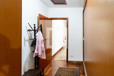 Casa à venda com 289m², 4 quartos e 3 vagas Casa à venda com 289m², 4 quartos e 3 vagasSuíte