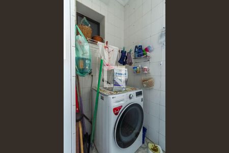 Apartamento à venda com 83m², 3 quartos e 1 vagaÁrea de Serviço