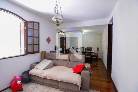 Sala 2 de casa à venda com 3 quartos, 400m² em Conjunto Califórnia, Belo Horizonte
