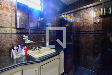 Casa à venda com 400m², 3 quartos e 4 vagasBanheiro da Suíte