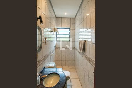 Casa para alugar com 240m², 8 quartos e 2 vagasBanheiro da suíte