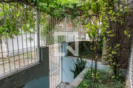 Casa para alugar com 240m², 8 quartos e 2 vagasJardim entrada