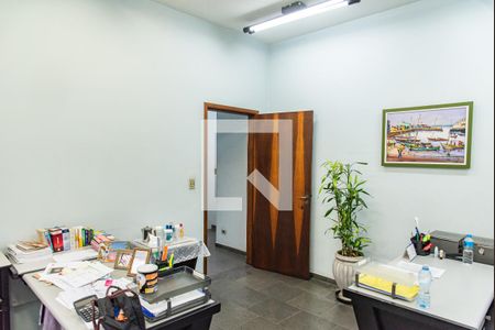 Casa para alugar com 240m², 8 quartos e 2 vagasQuarto 6