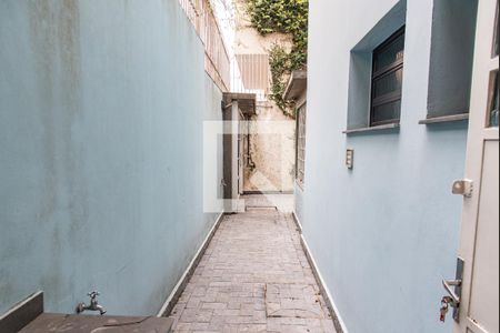 Casa para alugar com 240m², 8 quartos e 2 vagasCorredor