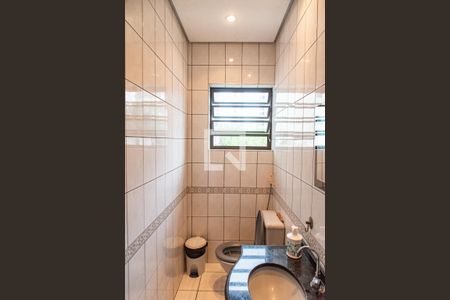 Casa para alugar com 240m², 8 quartos e 2 vagasBanheiro 2