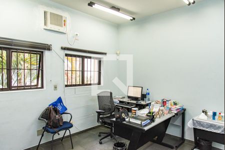 Casa para alugar com 240m², 8 quartos e 2 vagasQuarto 6