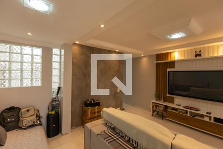Sala de casa para alugar com 3 quartos, 100m² em Vila Marari, São Paulo