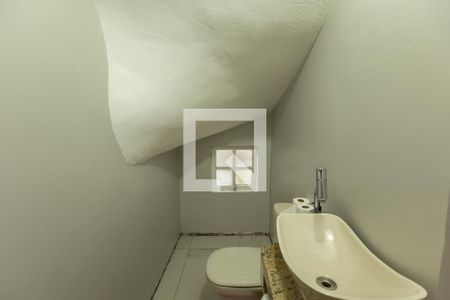 Lavabo de casa para alugar com 3 quartos, 100m² em Vila Marari, São Paulo