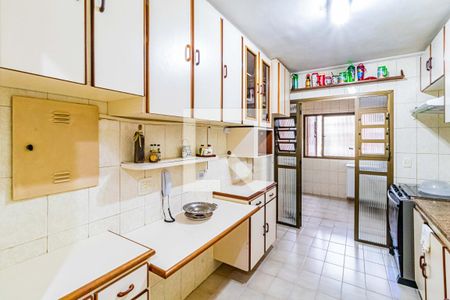 Apartamento à venda com 98m², 3 quartos e 2 vagasCozinha