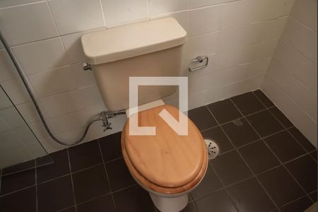 Apartamento à venda com 257m², 5 quartos e 4 vagasBanheiro da Suíte 1