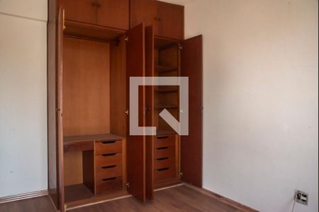 Apartamento à venda com 257m², 5 quartos e 4 vagasSuíte 3