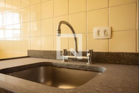 Apartamento à venda com 257m², 5 quartos e 4 vagasCozinha