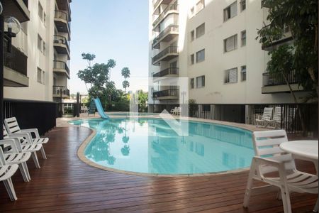 Apartamento à venda com 257m², 5 quartos e 4 vagasÁrea comum - Piscina
