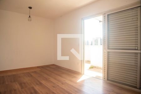 Apartamento à venda com 257m², 5 quartos e 4 vagasSuíte 1 (2° piso)
