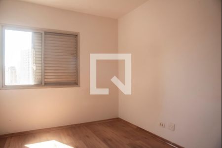 Apartamento à venda com 257m², 5 quartos e 4 vagasQuarto 2