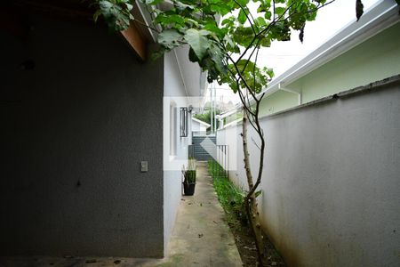 Casa de condomínio para alugar com 60m², 2 quartos e 2 vagasQuintal