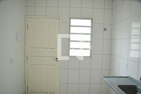 Casa de condomínio para alugar com 60m², 2 quartos e 2 vagasCozinha