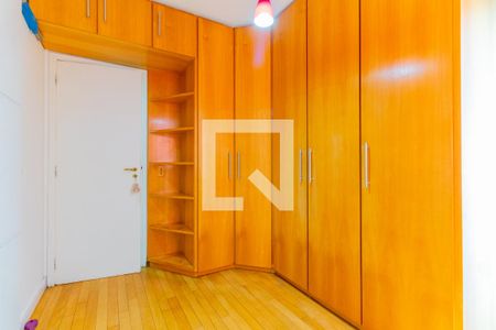 Quarto 1 de apartamento para alugar com 2 quartos, 56m² em Cidade Ademar, São Paulo