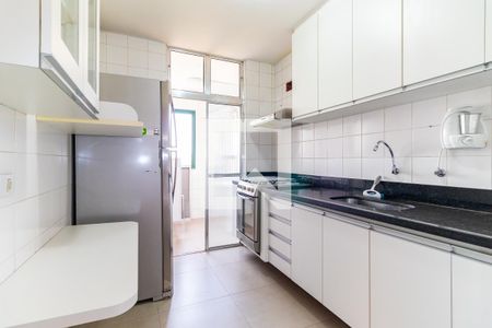Apartamento à venda com 56m², 2 quartos e 1 vaga Apartamento à venda com 56m², 2 quartos e 1 vagaCozinha