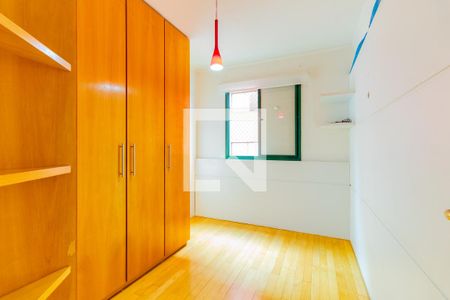 Quarto 1 de apartamento para alugar com 2 quartos, 56m² em Cidade Ademar, São Paulo