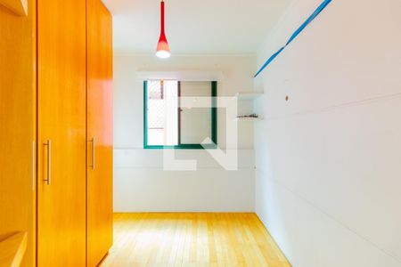Quarto 1 de apartamento para alugar com 2 quartos, 56m² em Cidade Ademar, São Paulo