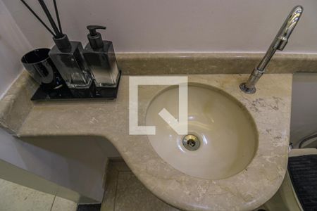 Apartamento à venda com 186m², 4 quartos e 3 vagasBanheiro Social