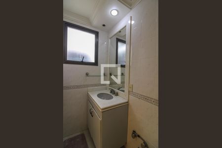 Apartamento à venda com 186m², 4 quartos e 3 vagasSuíte 1 - Banheiro