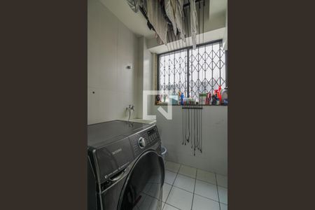 Apartamento à venda com 186m², 4 quartos e 3 vagasCozinha e Área de Serviço