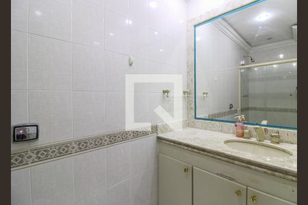 Apartamento à venda com 186m², 4 quartos e 3 vagasSuíte 2 - Banheiro