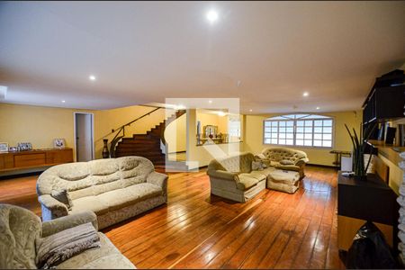 Sala de casa à venda com 5 quartos, 980m² em Badu, Niterói
