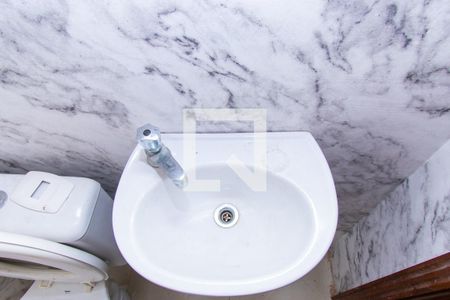 Casa à venda com 415m², 4 quartos e 5 vagasLavabo 2