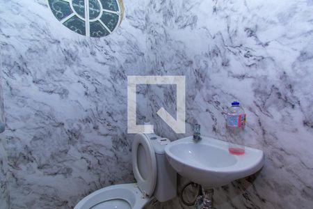 Casa à venda com 415m², 4 quartos e 5 vagasLavabo 2