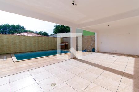 Casa à venda com 415m², 4 quartos e 5 vagasPiscina