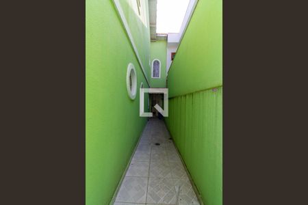 Casa à venda com 415m², 4 quartos e 5 vagasCorredor Externo