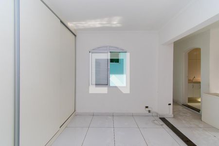 Casa à venda com 415m², 4 quartos e 5 vagasSuíte 2