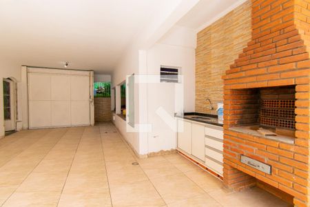 Casa à venda com 415m², 4 quartos e 5 vagasChurrasqueira