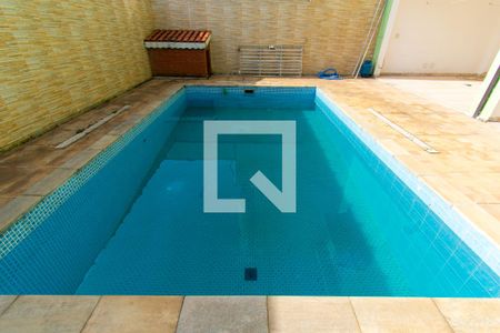 Casa à venda com 415m², 4 quartos e 5 vagasPiscina