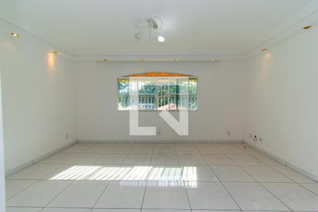 Sala 2 de casa à venda com 4 quartos, 415m² em Vila Lucia, São Paulo