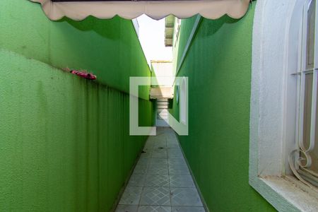 Casa à venda com 415m², 4 quartos e 5 vagasCorredor Externo