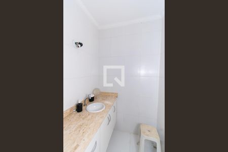 Casa à venda com 415m², 4 quartos e 5 vagasBanheiro da Suíte 1