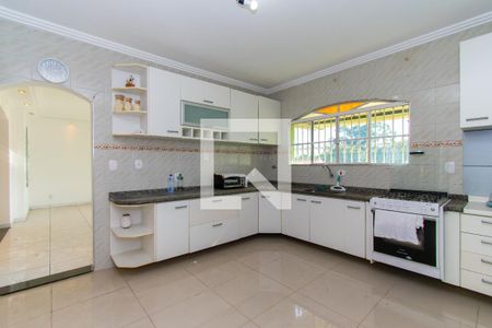 Casa à venda com 415m², 4 quartos e 5 vagasCozinha