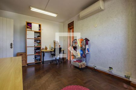 Suíte de casa à venda com 3 quartos, 180m² em Sumaré, São Paulo