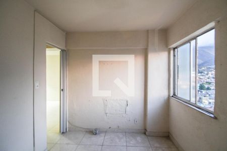 Quarto 1 de apartamento para alugar com 2 quartos, 65m² em Comendador Soares, Nova Iguaçu
