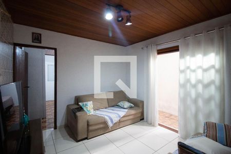 Sala de casa à venda com 3 quartos, 100m² em Vila Regina, São Paulo
